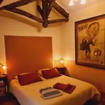 Gasthuis Ferme De Tayac - Charme Avec Pool Les Eyzies