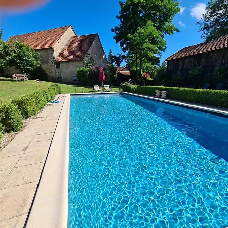 Ferme De Tayac - Charme Avec Pool 4* Les Eyzies-de-Tayac-Sireuil
