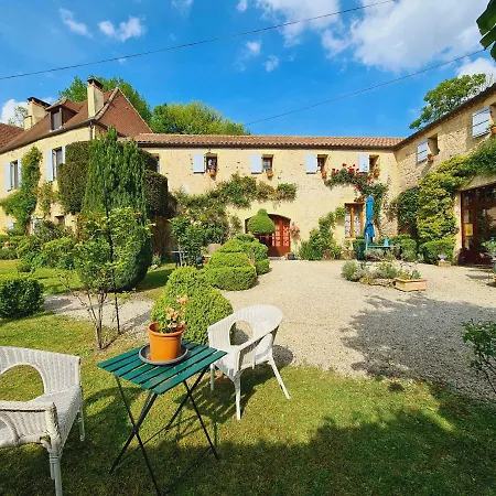 Guest house Ferme De Tayac - Charme Avec Pool Les Eyzies