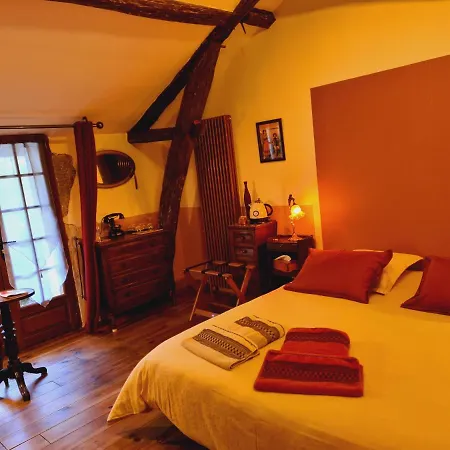 Ferme De Tayac - Charme Avec Pool Les Eyzies-de-Tayac-Sireuil