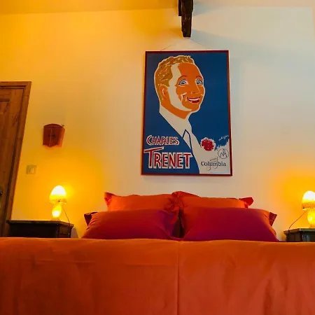 Гостевой дом Ferme De Tayac - Charme Avec Pool Les Eyzies