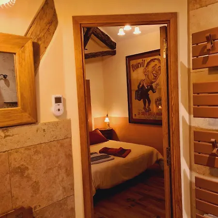 Ferme De Tayac - Charme Avec Pool Guest house *