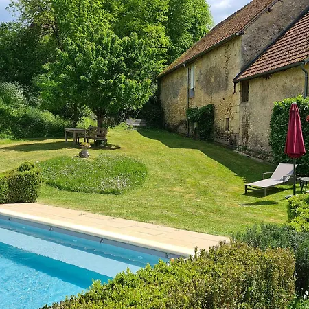 Ferme De Tayac - Charme Avec Pool Guest house