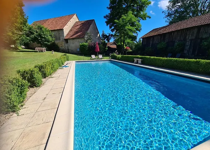 Ferme De Tayac - Charme Avec Pool 4* Les Eyzies
