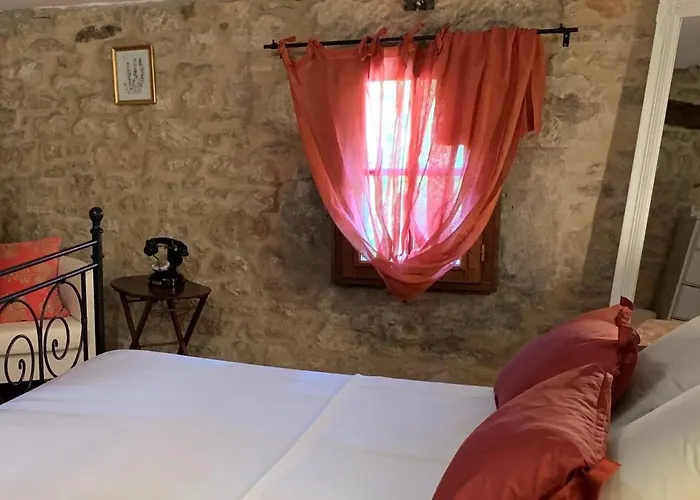 Ferme De Tayac - Charme Avec Pool 4*