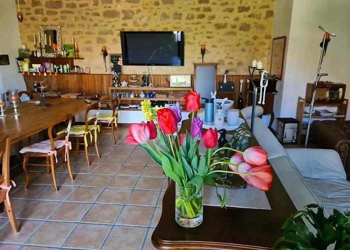 Ferme De Tayac - Charme Avec Pool 4* Les Eyzies