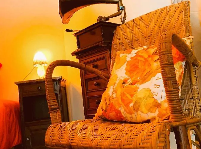 Konukevi Ferme De Tayac - Charme Avec Pool Les Eyzies