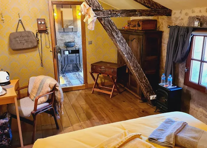 Ferme De Tayac - Charme Avec Pool 4* Les Eyzies